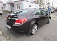 Opel Insignia Sedan / Limuzína 2,0 l 118 kw