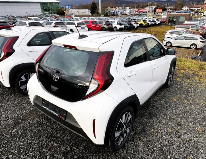Toyota Aygo Hatchback 1,5 l 85 kw