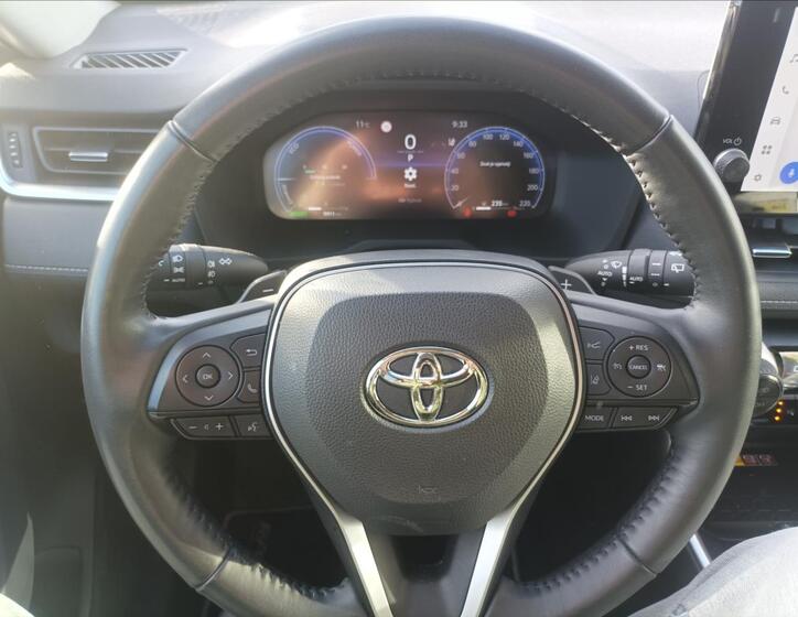 Toyota RAV4 13