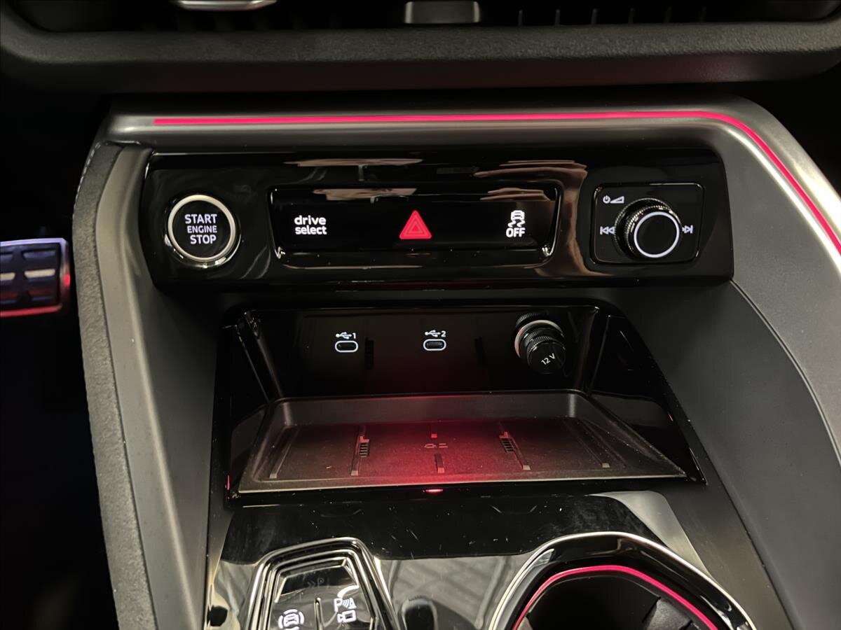 Audi Q5 SUV / Terénní 2,0 l 150 kw