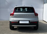 Volvo XC40 SUV / Terénní 1,5 l 120 kw