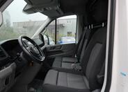 Volkswagen Crafter 12