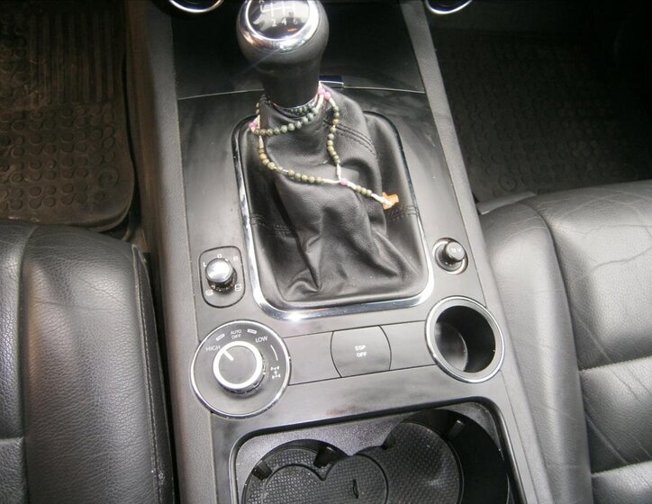 Volkswagen Touareg 13