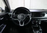 KIA Rio 15