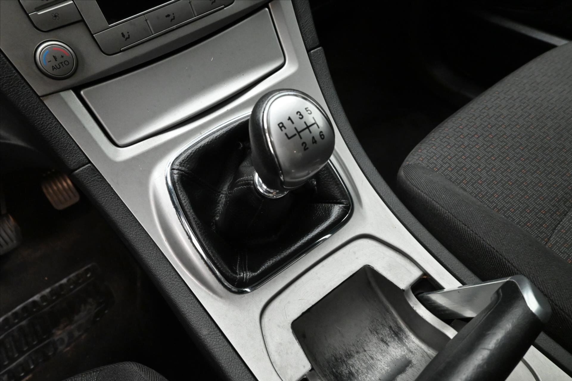 Ford Galaxy MPV 2,0 l 96 kw