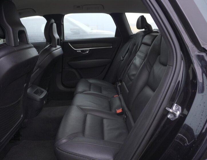 Volvo V90 Kombi 2,0 l 173 kw