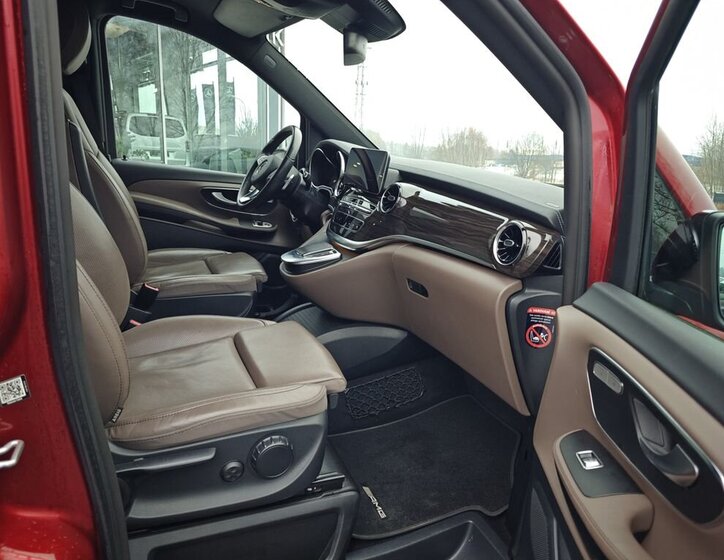 Mercedes-Benz Třídy V VAN-Minibus 2,0 l 174 kw