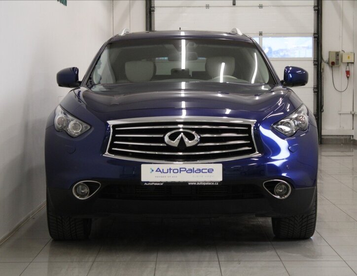 Infiniti QX70 SUV / Terénní 3,0 l 175 kw