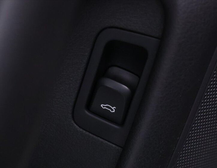 Audi A6 Kombi 2,0 l 140 kw