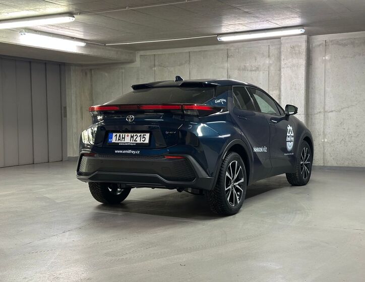 Toyota C-HR Hatchback 1,8 l 90 kw