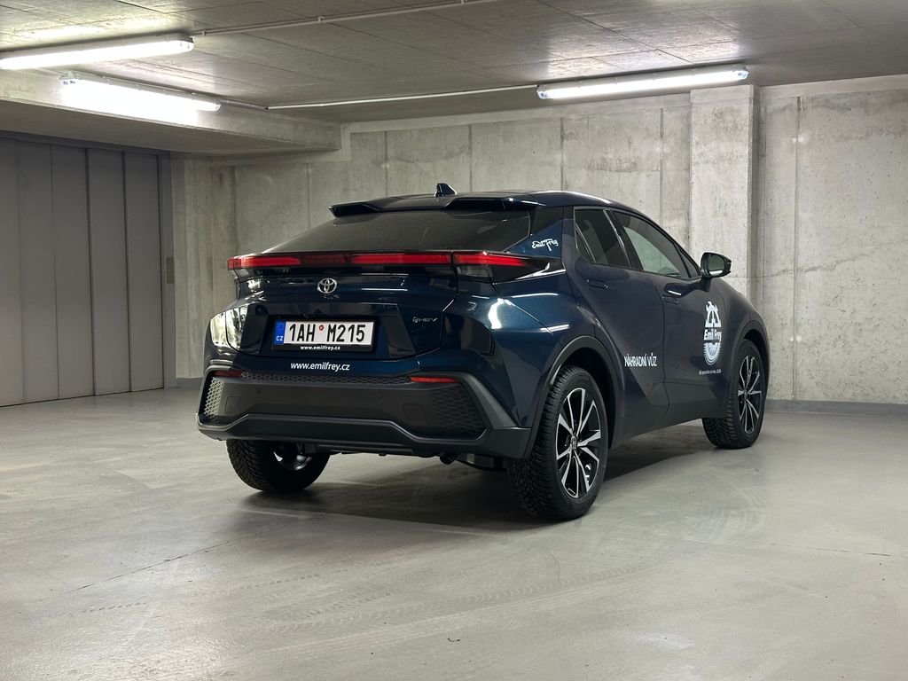 Toyota C-HR Hatchback 1,8 l 90 kw
