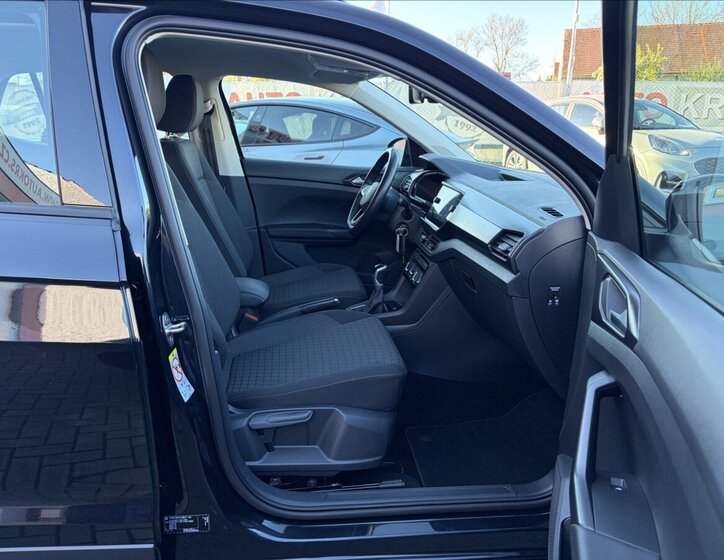 Volkswagen T-Cross Kombi 999,0 81 kw