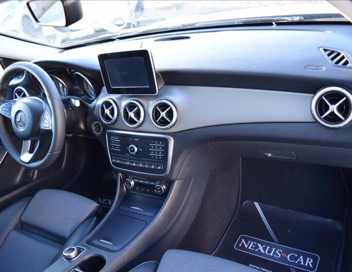 Mercedes-Benz GLA 22