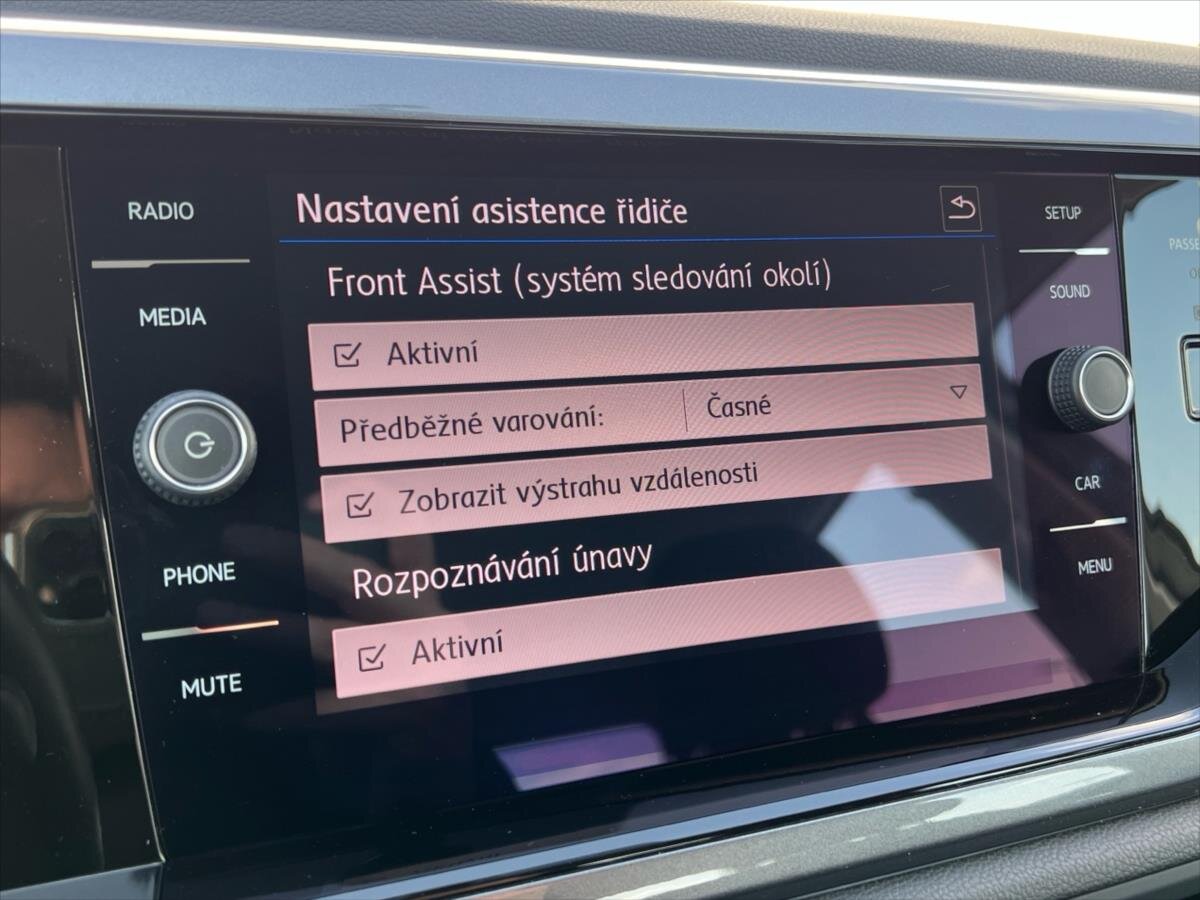 Volkswagen Polo Hatchback 999,0 85 kw