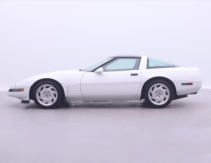 Chevrolet Corvette 4