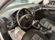 Škoda Octavia Kombi 1,6 l 77 kw