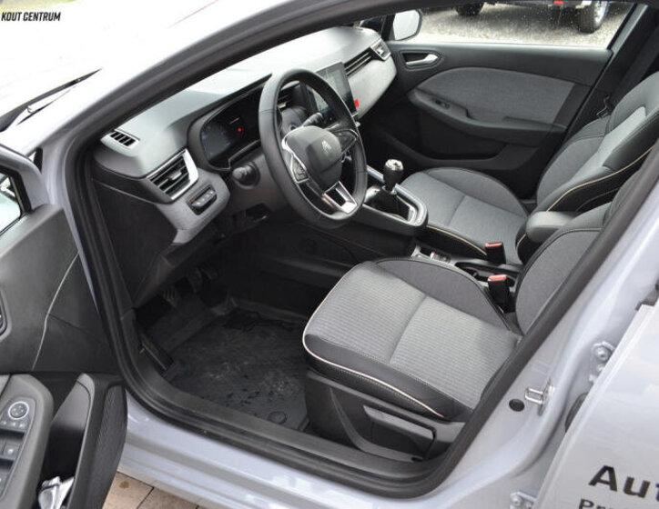 Renault Clio Hatchback 999,0 67 kw