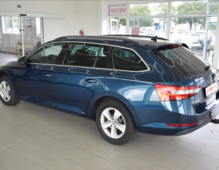 Škoda Superb 8