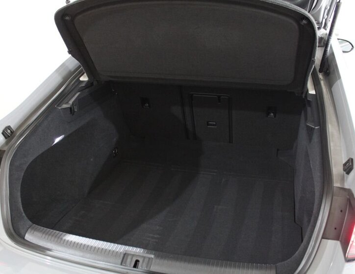 Volkswagen Arteon Sedan / Limuzína 2,0 l 140 kw