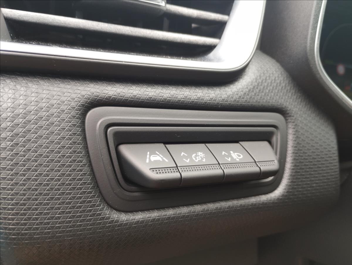 Renault Clio Hatchback 1,6 l 67 kw