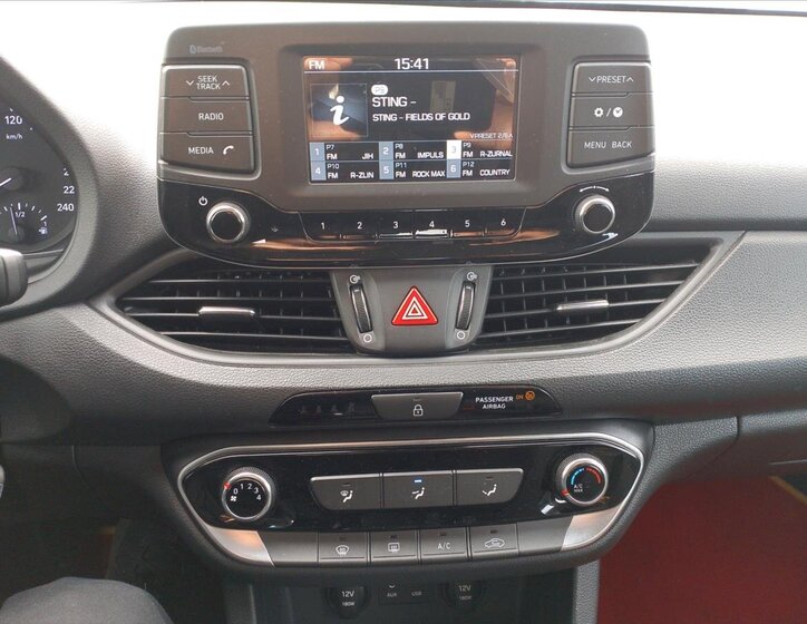 Hyundai i30 Liftback 1,4 l 103 kw