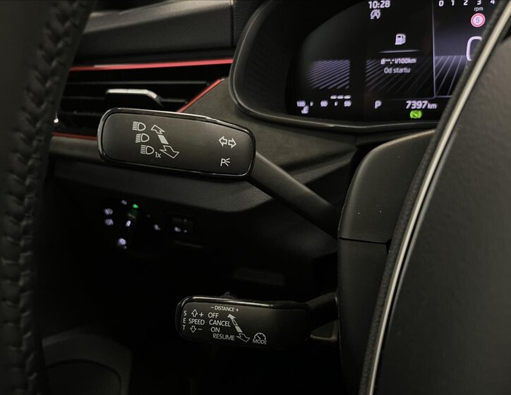 Škoda Kamiq SUV 999,0 85 kw