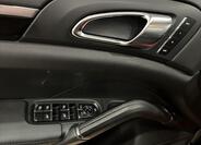 Porsche Cayenne 18