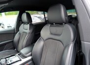 Audi Q8 SUV / Terénní 3,0 l 250 kw