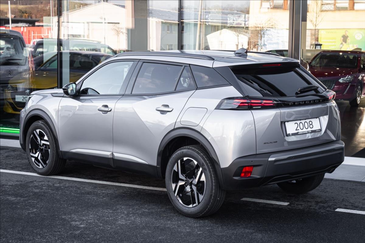 Peugeot 2008 SUV / Terénní 1,2 l 107 kw