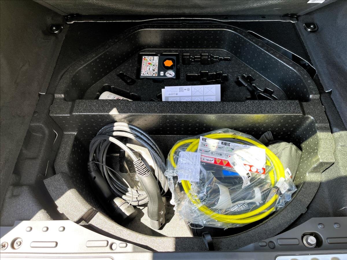 Land Rover Range Rover Sport SUV 3,0 l 338 kw