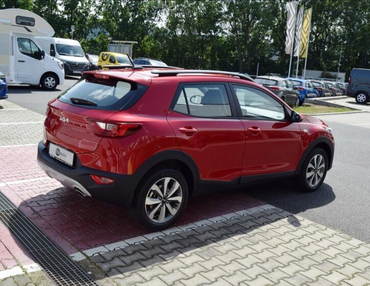 KIA Stonic SUV 1,2 l 57 kw