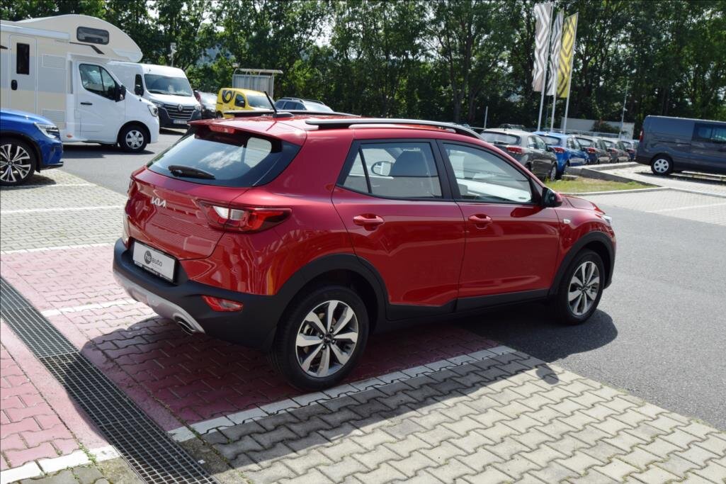 KIA Stonic SUV 1,2 l 57 kw