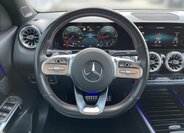 Mercedes-Benz GLB 10