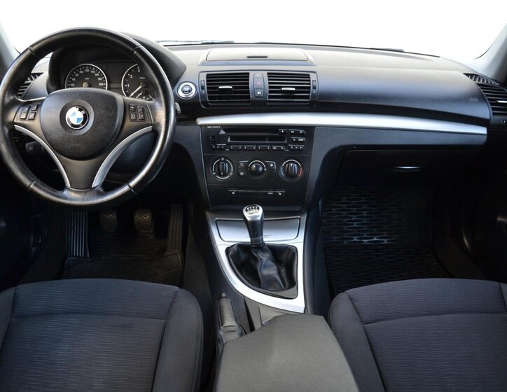 BMW Řada 1 Hatchback 2,0 l 105 kw