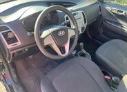 Hyundai i20 9