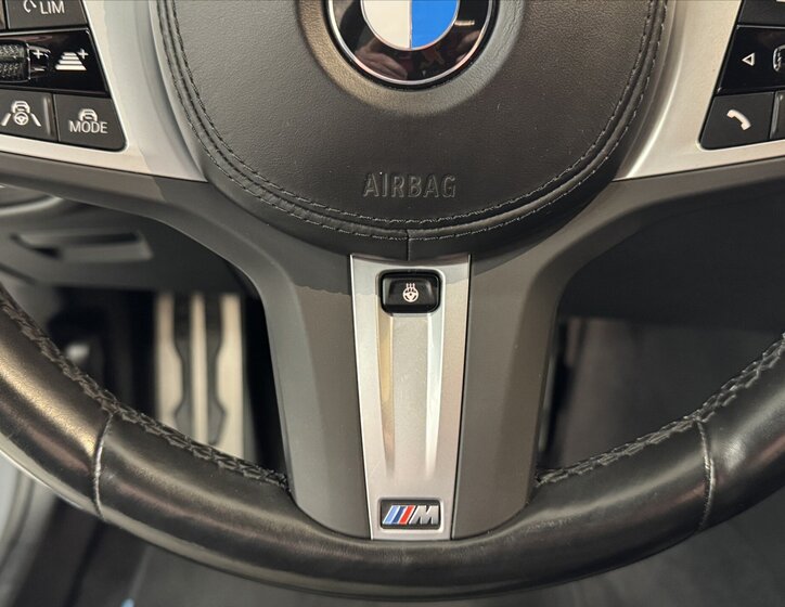 BMW Řada 5 Sedan / Limuzína 4,4 l 390 kw