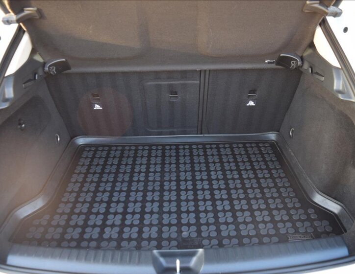 Mercedes-Benz GLA 24