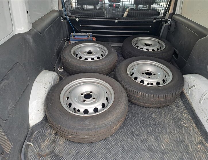 Opel Combo Skříň 1,2 l 55 kw