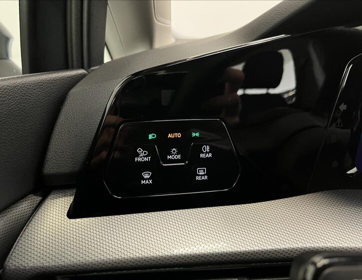 Volkswagen Golf Kombi 1,5 l 110 kw