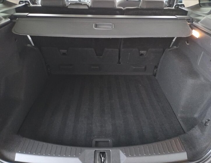 Ford Kuga SUV 1,6 l 110 kw