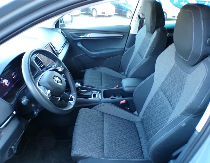 Škoda Karoq Kombi 1,5 l 110 kw