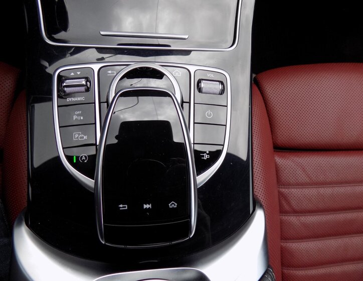 Mercedes-Benz Třídy C Kabriolet 3,0 l 245 kw