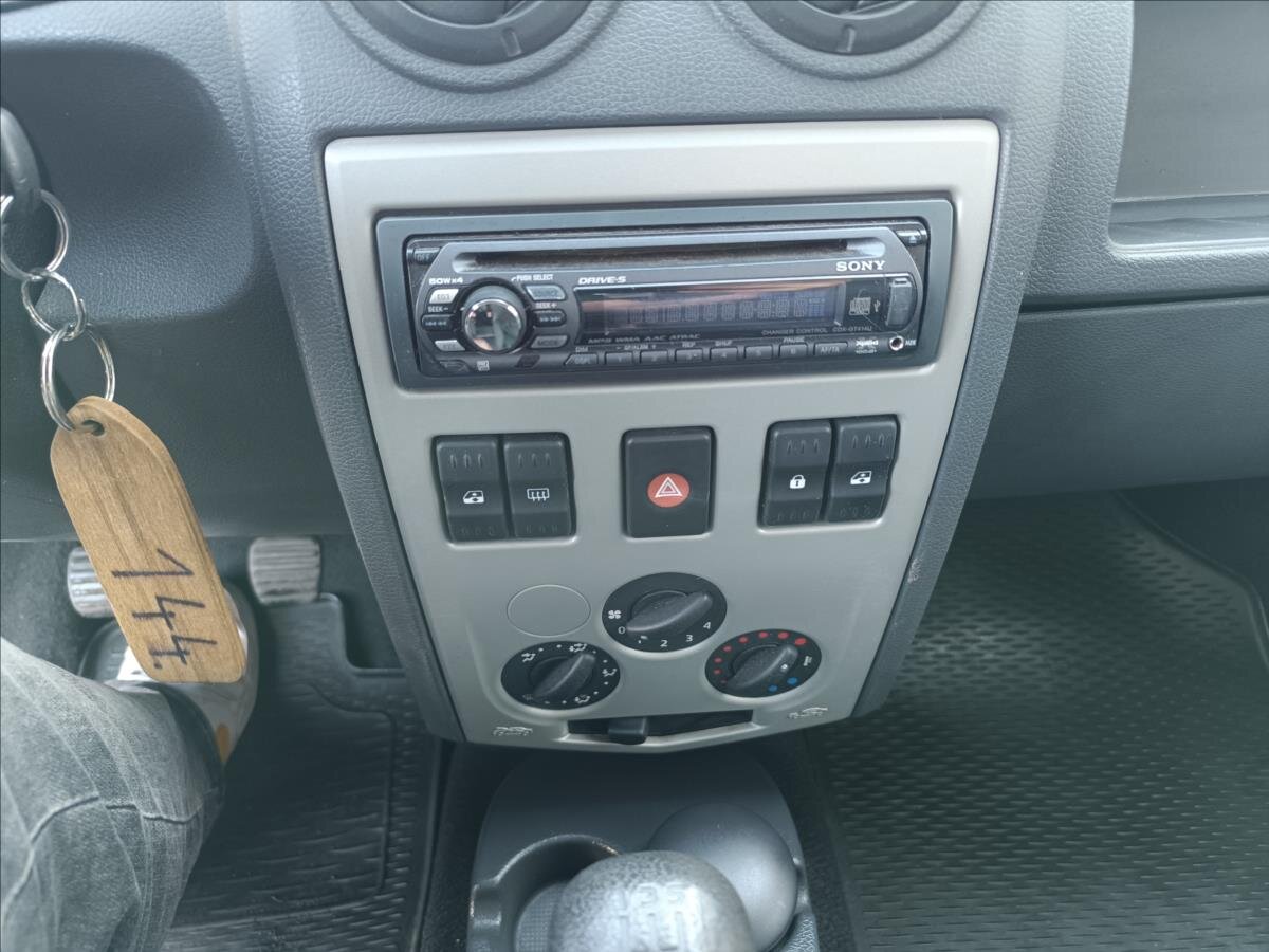 Dacia Logan Sedan / Limuzína 1,4 l 55 kw