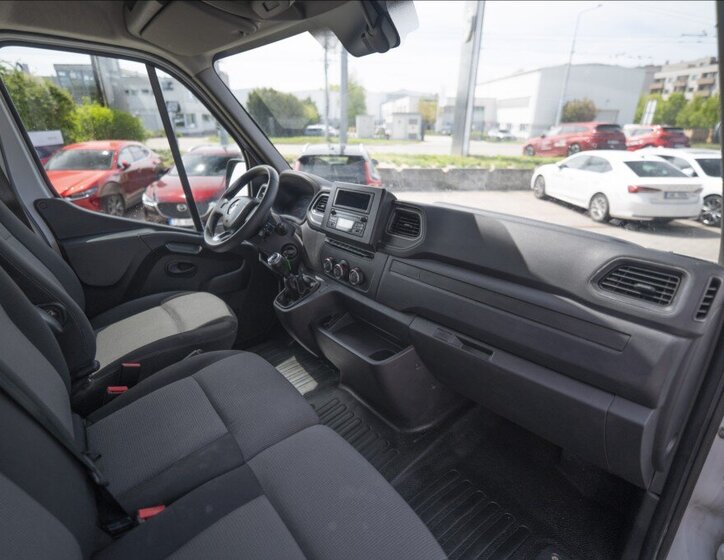 Renault Master Skříň 2,3 l 100 kw