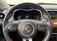 MG ZS 8