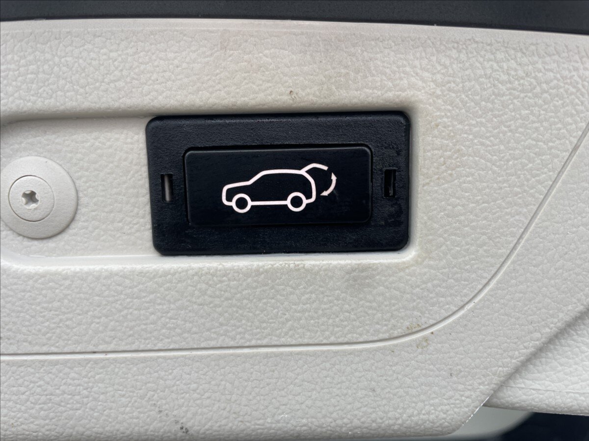 SsangYong Rexton Kombi 2,2 l 148 kw