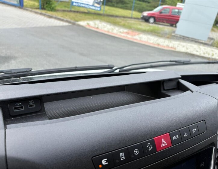 Iveco Daily Sklápěč 2,3 l 115 kw