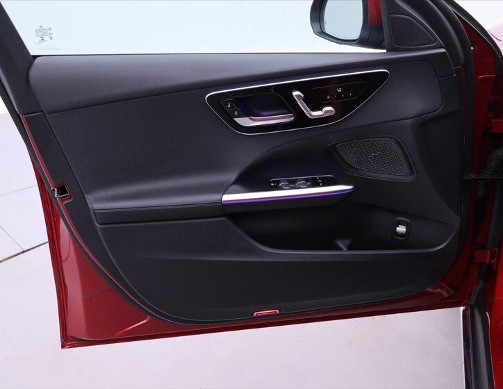 Mercedes-Benz Třídy C Kombi 2,0 l 147 kw