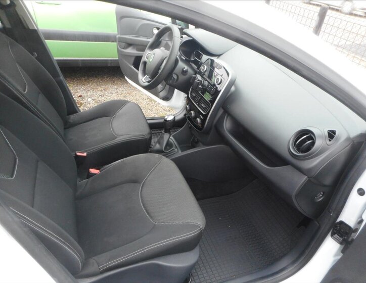 Renault Clio Hatchback 898,0 56 kw