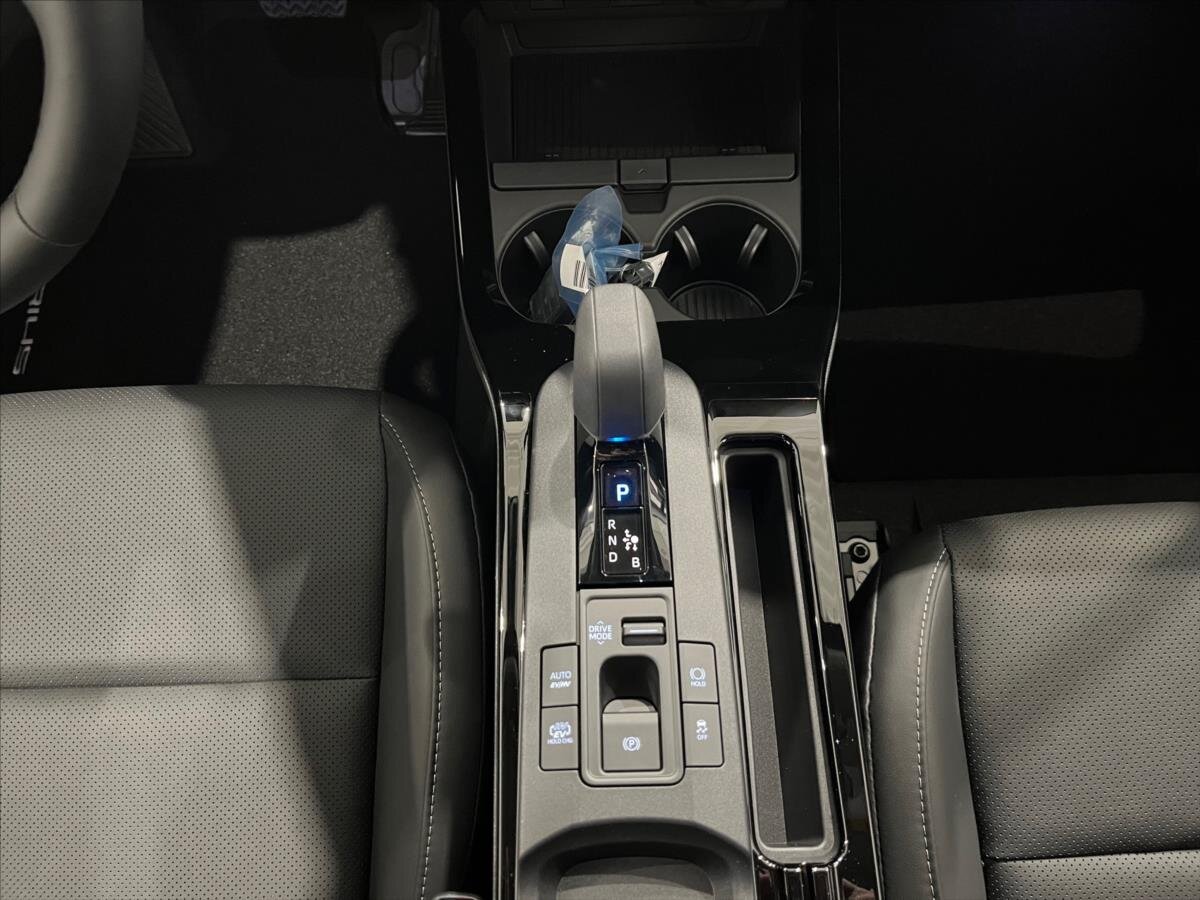 Toyota Prius Liftback 2,0 l 163 kw